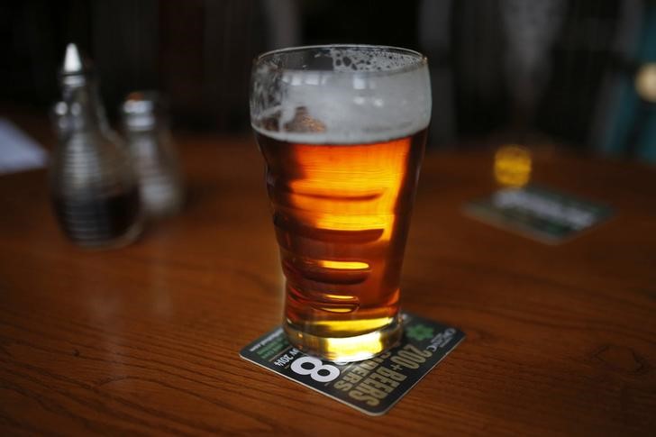 富瑞：维持青岛啤酒股份“买入”评级 目标价96港元